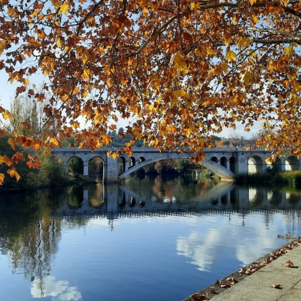 road trip portugal river