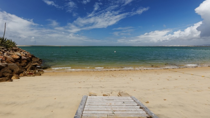 What to do in algarve in october culatra island